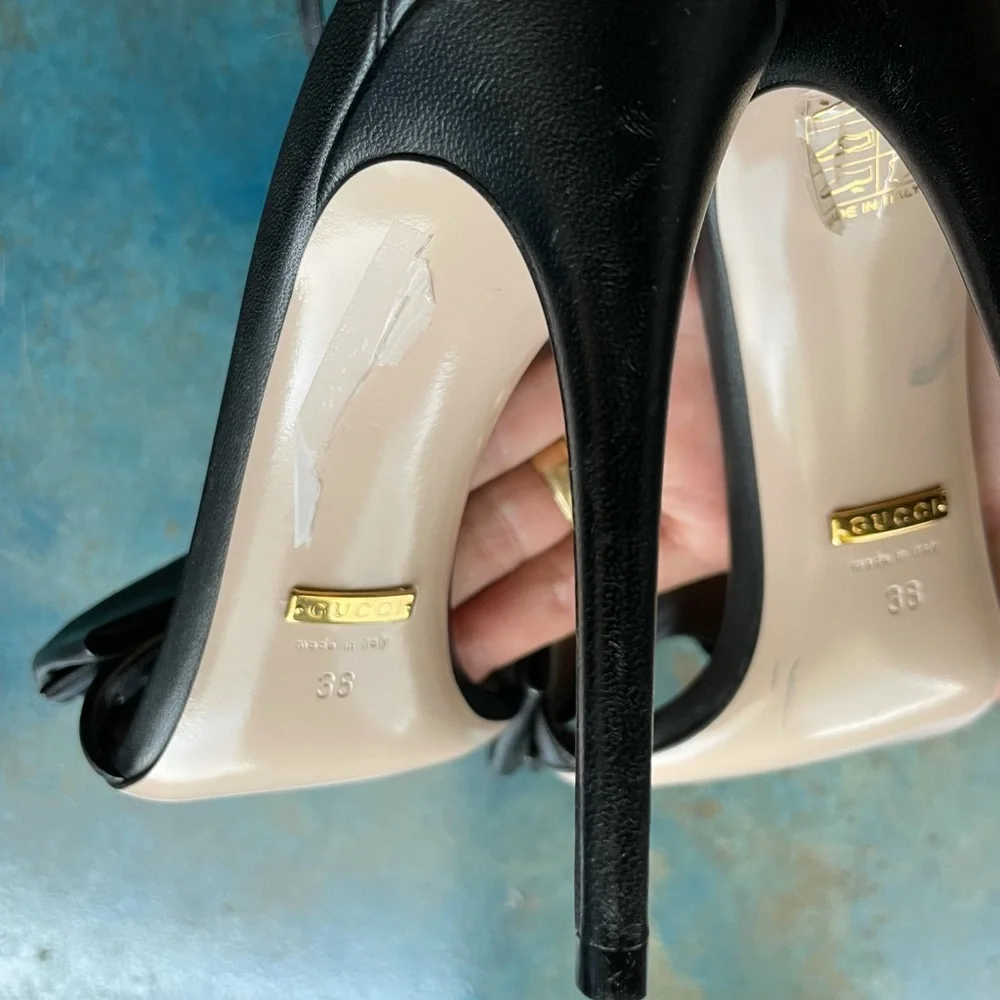 New black leather crystal bow GUCCI stiletto heels 7.5